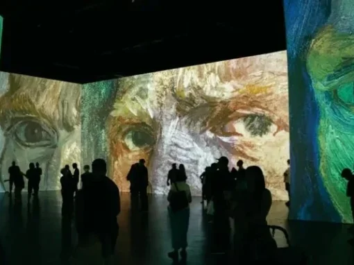 Technology in Art Museums: Enhancing the Connection Between Art and Audience